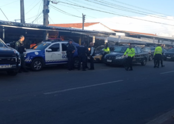 Demutran de Juazeiro do Norte realiza desobstrução de vias públicas