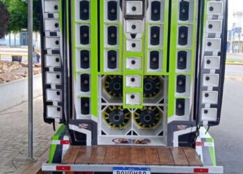 Polícia Militar apreende paredão de som em Juazeiro do Norte