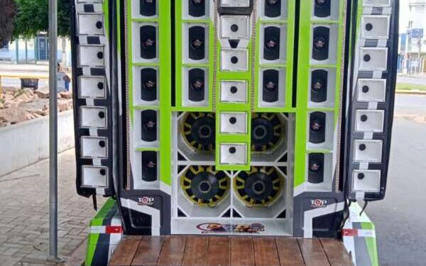 Polícia Militar apreende paredão de som em Juazeiro do Norte