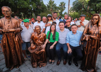 Personalidades históricas de Juazeiro do Norte são homenageadas com estátuas