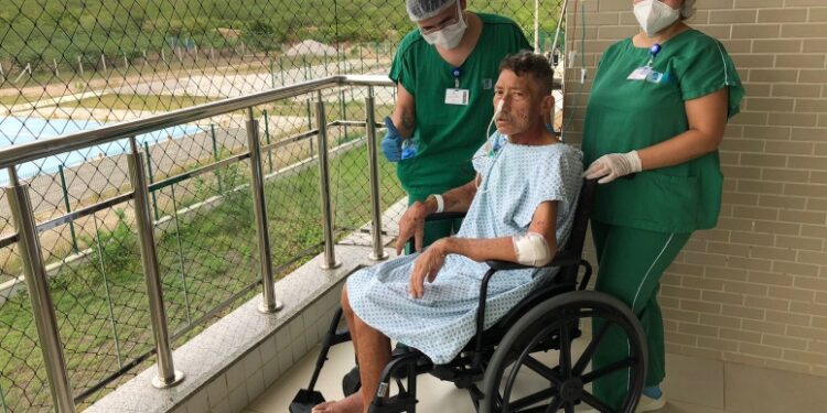 Banhos de sol auxiliam na recuperação de pacientes internados na UTI