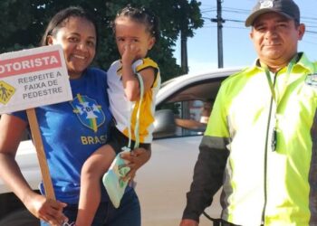 Demutran do Crato promove ações educativas sobre o uso correto da faixa de pedestre