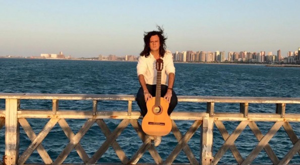 Isaac Cândido realiza show em homenagem a Fagner nesta quinta-feira, 30, na Vila da Música no Crato