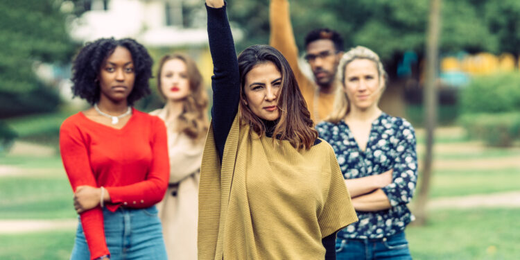 55% das mulheres brasileiras apontam não existir igualdade de gênero no país
