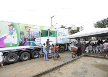 Caminhão do Cidadão conclui roteiro de serviços de abril em 12 comunidades da Capital e Interior