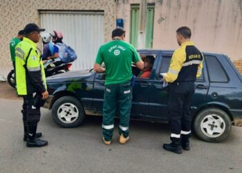 Demutran e DETRAN realizam blitz educativa durante a semana