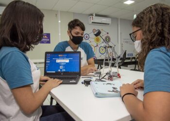 SESI Fábrica de Robôs será implantada na rede municipal de ensino de Juazeiro do Norte