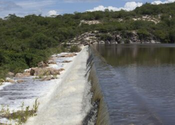 Ceará tem 62 açudes sangrando, marca recorde dos últimos 12 anos