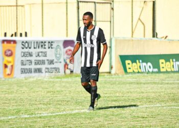 Icasa anuncia lateral direito para a disputa da Fares Lopes