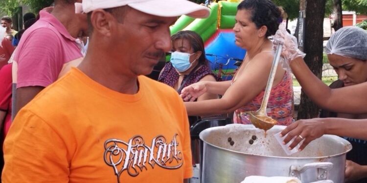 Barbalha realizou café da manhã em comemoração ao Dia do Trabalhador