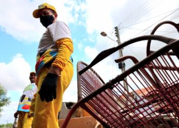 Caminhão Cata Treco estará nos bairros Gisélia Pinheiro e Seminário