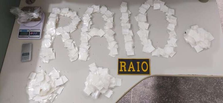 PMCE apreende drogas em caixa de som e prende suspeito em Várzea Alegre