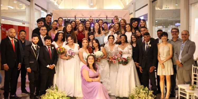 No mês das noivas, casamento coletivo marca realização de um sonho para 10 casais em Juazeiro do Norte