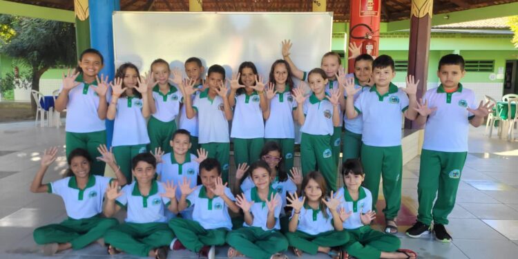 Farias Brito conquista quatro escolas Nota 10 no SPAECE 2022