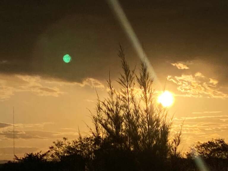 Condições atuais indicam predomínio de poucas nuvens e chances remotas de chuva no Ceará