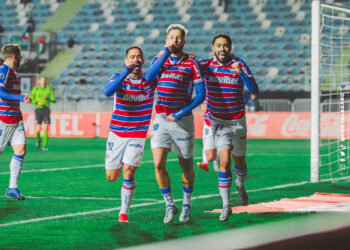 Fortaleza vence Palestino no Chile pela Sul-Americana