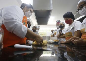 Complexos Mais Infância ofertam oficinas gastronômicas de comidas juninas