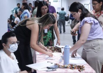 Juazeiro do Norte realiza entrega de carteiras para pessoas do espectro autista
