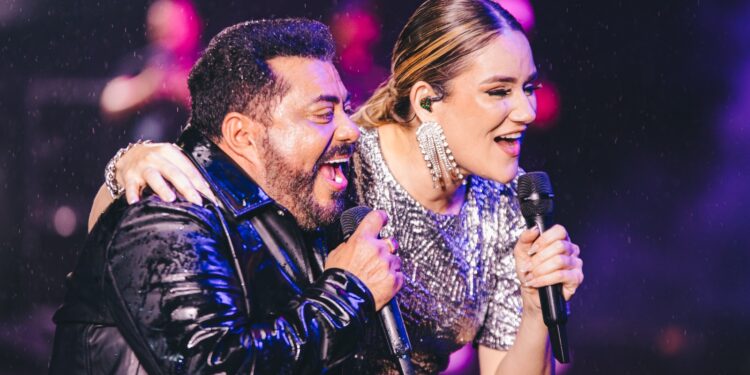 O melhor do forró contagia público na primeira noite do Festival Expocrato