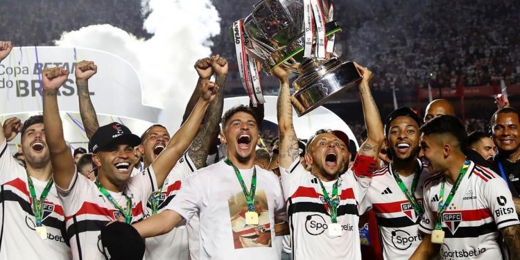 Copa do Brasil: São Paulo conquista título inédito e aumenta crise do Flamengo