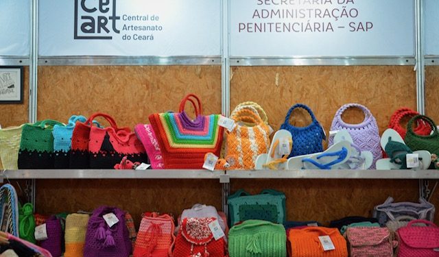 Artesanato produzido por internos do sistema prisional do Ceará é destaque da 5ª edição da Feira Nacional de Artesanato e Cultura