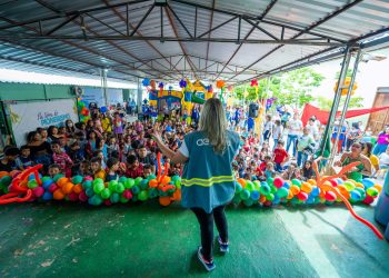 Ambiental Crato em parceria com ONG Ecos de Esperança promovem dia das crianças no Alto da Penha