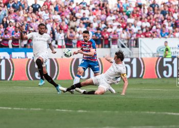 Fortaleza empata com o Grêmio por 1 a 1 na Arena Castelão
