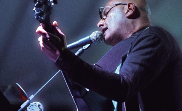 Músico e compositor Pedro Paulo Chagas lança o songbook “Vovô e Eu na Vila da Música” no dia 17 de novembro