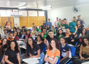 Cursinho solidário destaca compromisso social de universitários no Cariri