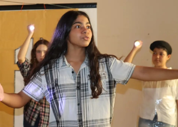 Estudantes protagonizam experimento cênico baseado na obra teatral “O Auto da Compadecida”