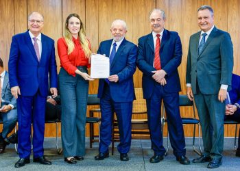 Governo Federal anuncia R$ 1 bilhão em investimentos para o Ceará