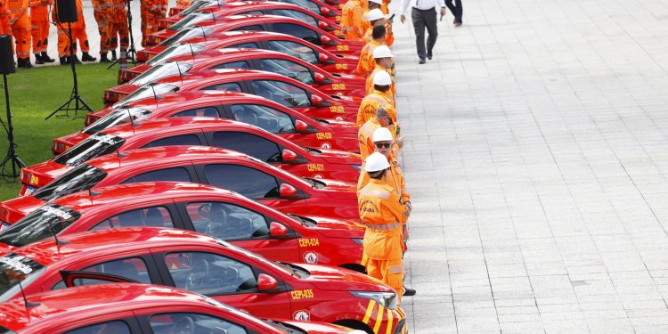 Com novas 15 viaturas, Corpo de Bombeiros Militar do Ceará vai intensificar fiscalização e prevenção a incêndios