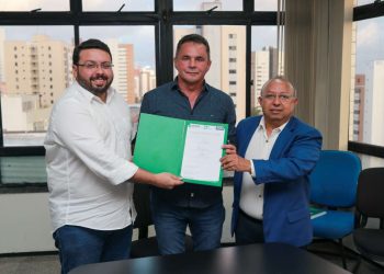 Ampliação de Vagas no Setor de Supermercados do Ceará: SET, IDT e Acesu Firmam Parceria