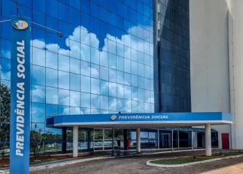 Mais de 4,3 milhões de brasileiros são notificados pelo INSS para fazer a prova de vida