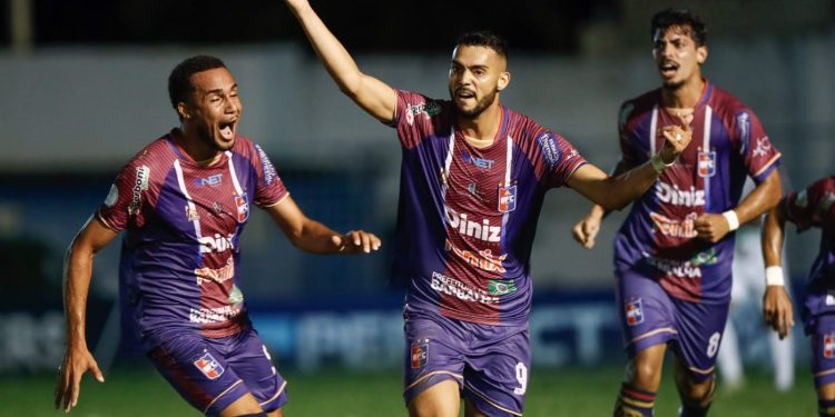 Cearense “A”: Barbalha vence mais uma e se mantém vivo contra o rebaixamento