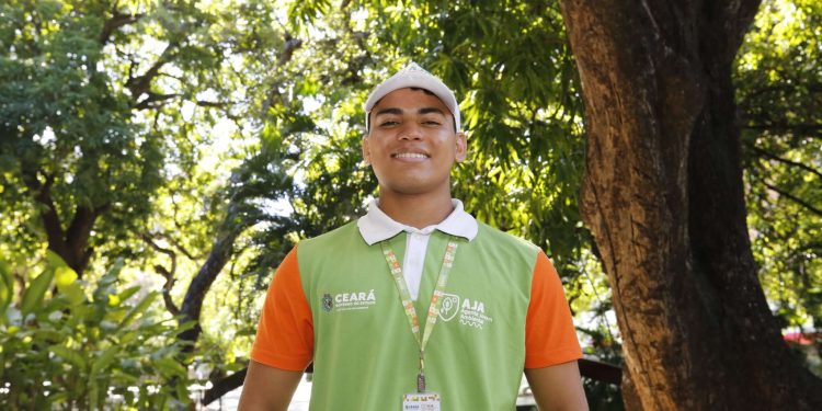 Governo do Ceará vai selecionar 1.100 jovens para o Programa Agente Jovem Ambiental
