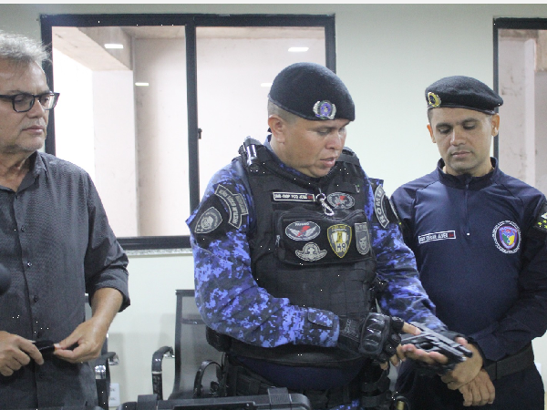 Juazeiro do Norte recebe armas para o porte funcional da GCM