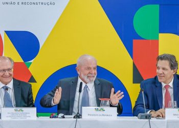 ‘Esse é o momento do Brasil e não vamos perder essa oportunidade’, diz Lula