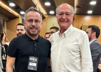 Caririense conclui a maior pós-graduação de Marketing Político do Brasil