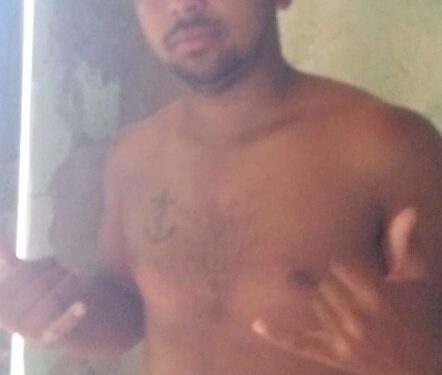 Polícia Civil divulga foto e nome de foragido da Justiça suspeito de envolvimento na morte de ex-namorado da namorada