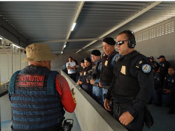 Curso de tiros para o porte funcional da GCM teve início
