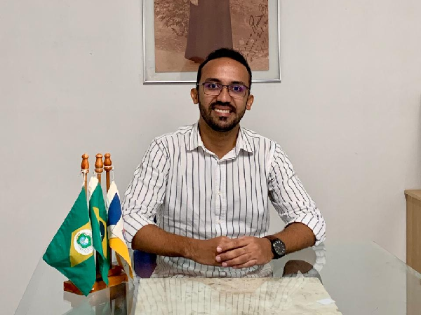 Yago Nunes assume interinamente a Secretaria de Saúde de Juazeiro do Norte