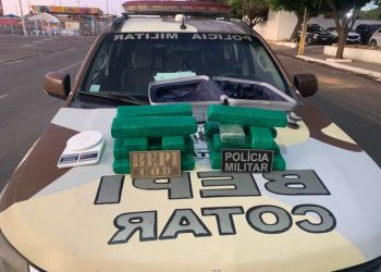 PMCE apreende 15 tabletes de maconha em um imóvel desabitado em Juazeiro do Norte