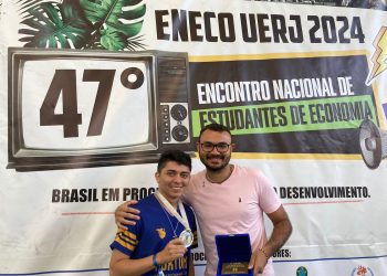 Estudantes do Curso de Economia da URCA são premiados no ENECO, no Rio de Janeiro