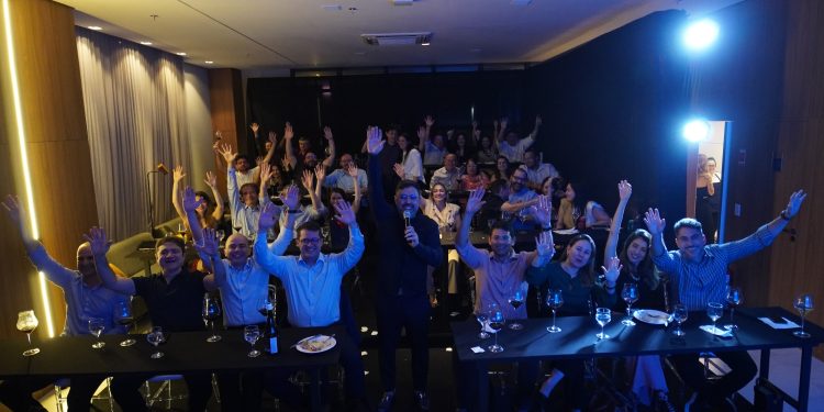 Óticas Diniz Cariri promove jantar especial para participantes da Jornada de Oftalmologia do Cariri