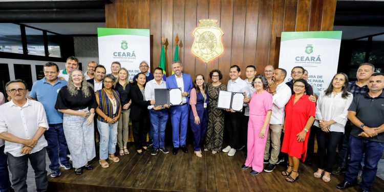 Governo do Ceará e União investem mais de R$ 83 milhões para a construção de 11 mil cisternas em 80 municípios