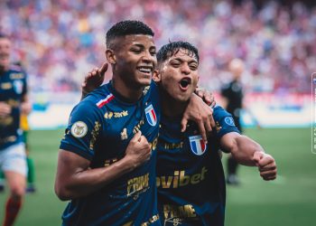 Invicto em casa, Fortaleza vence Cuiabá e segue na terceira posição do Brasileirão