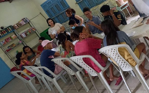 CRAS Triângulo e Quebrada Cultural promovem oficinas de moda para jovens da comunidade1739
