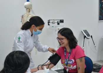 Complexo Ambiental Mirante do Caldas e UniFAP promovem a ação Dia Rosa no Mirante