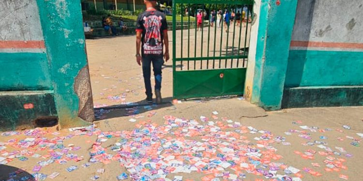 MPE entra na Justiça contra 27 candidatos que espalharam “santinhos” em vias públicas no dia da eleição em Crato